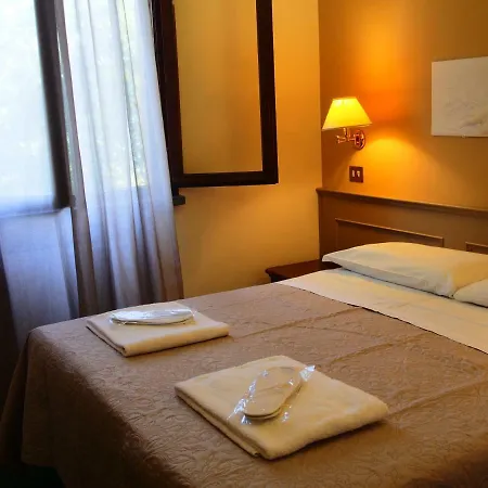 Hotel Parco Fola 3*