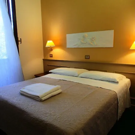 Parco Fola Hotel